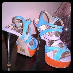 Gently worn Platform sandals